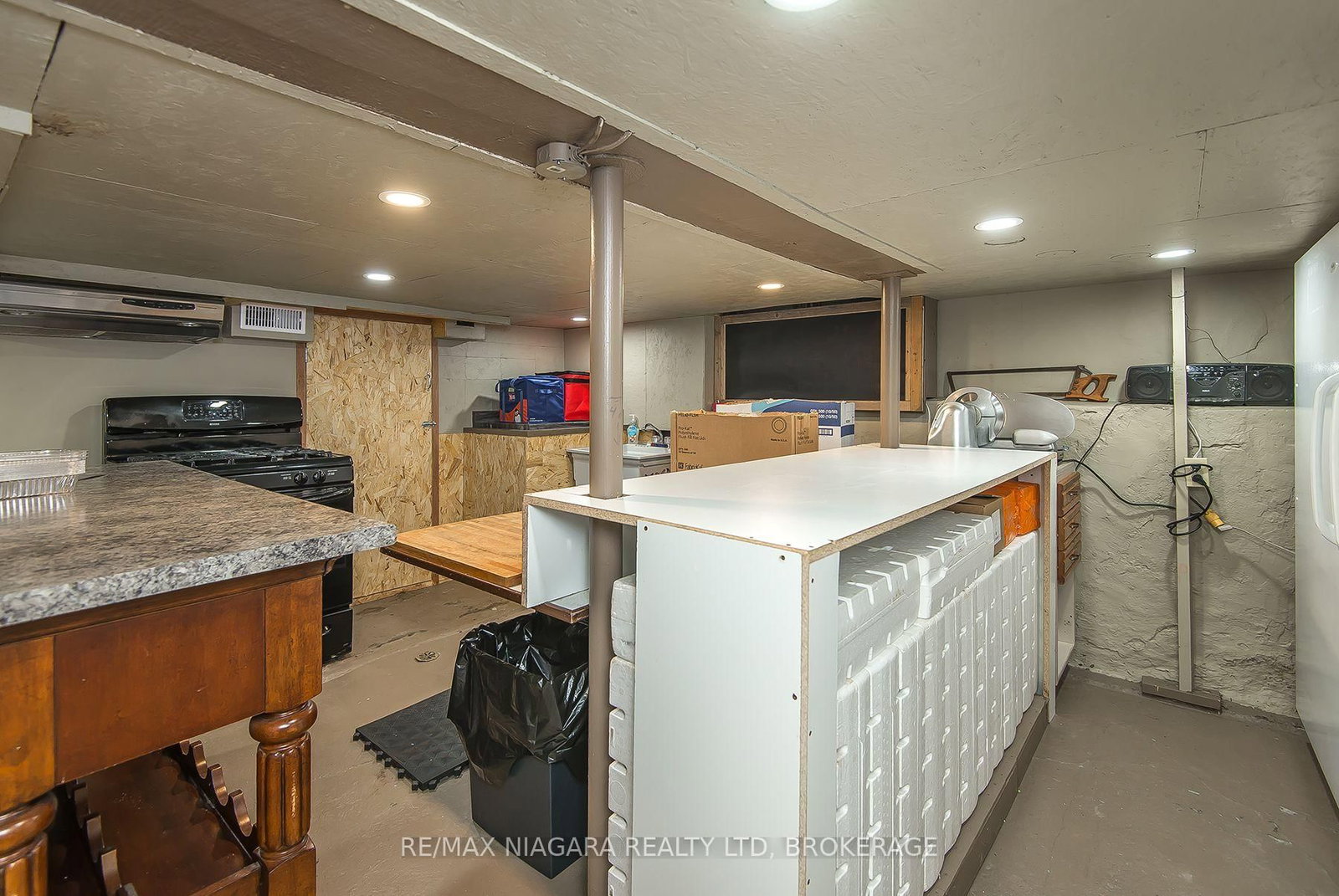170 Hellems Avenue E • Welland, ON photo 34