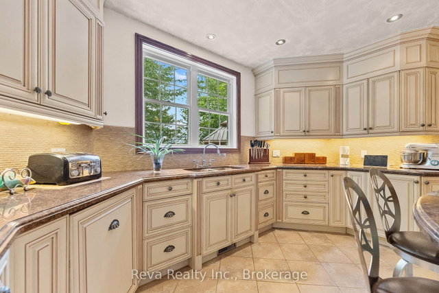A & B - 464 Mooney Road