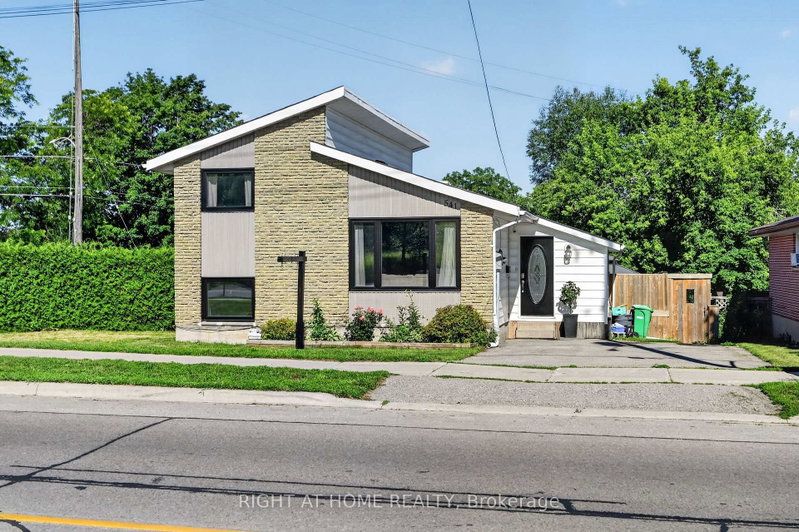 541 River Road S