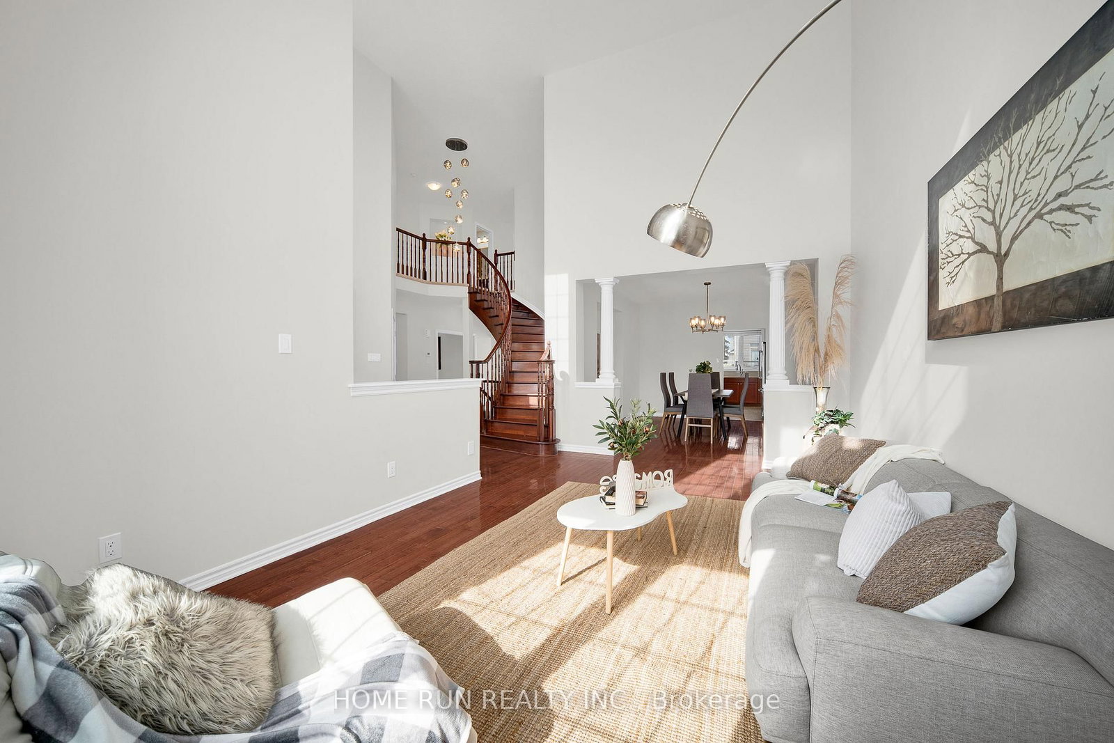 531 Bretby Crescent • Ottawa, ON photo 4