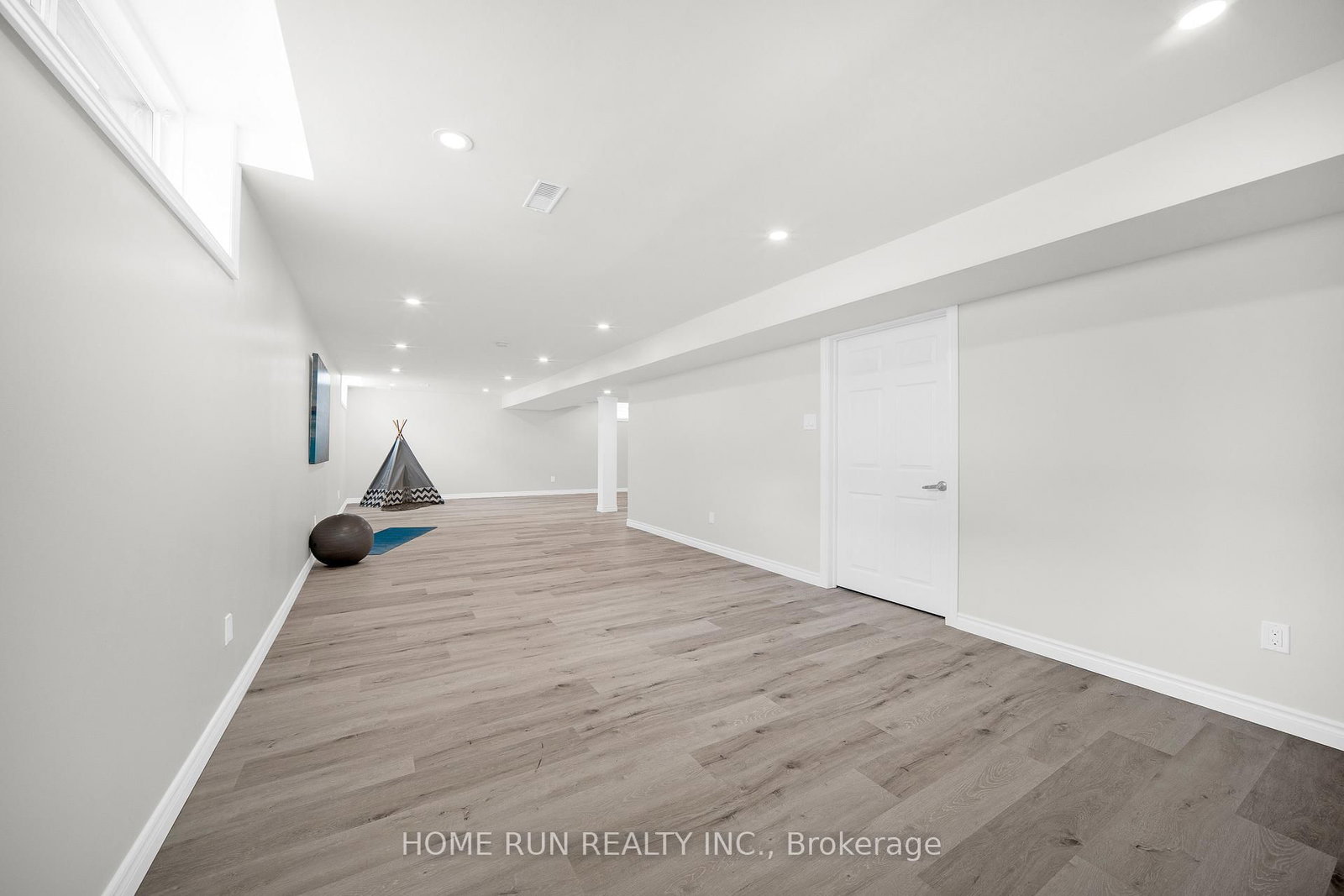 531 Bretby Crescent • Ottawa, ON photo 49