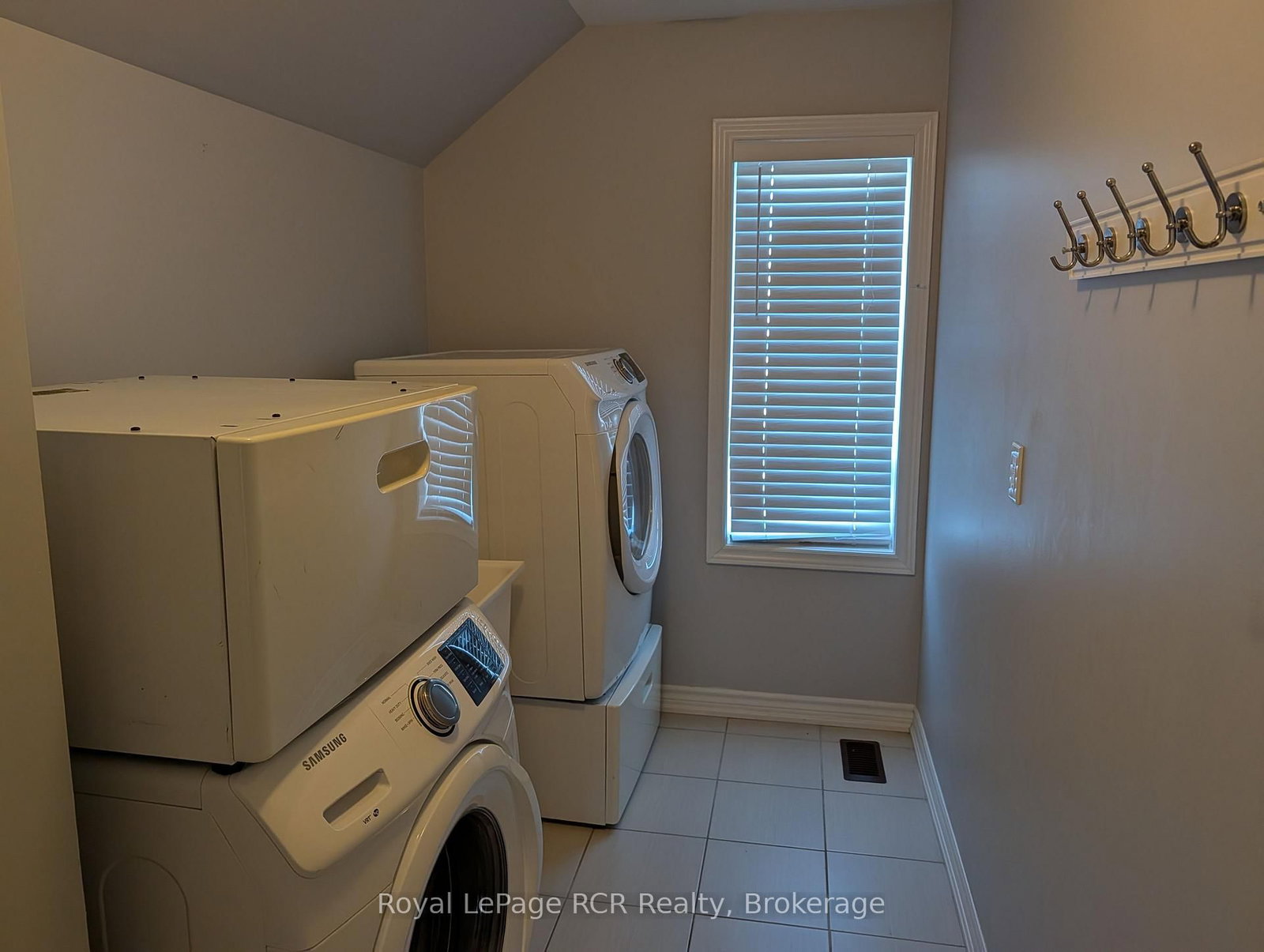 125 Morden Drive • Shelburne, ON photo 15