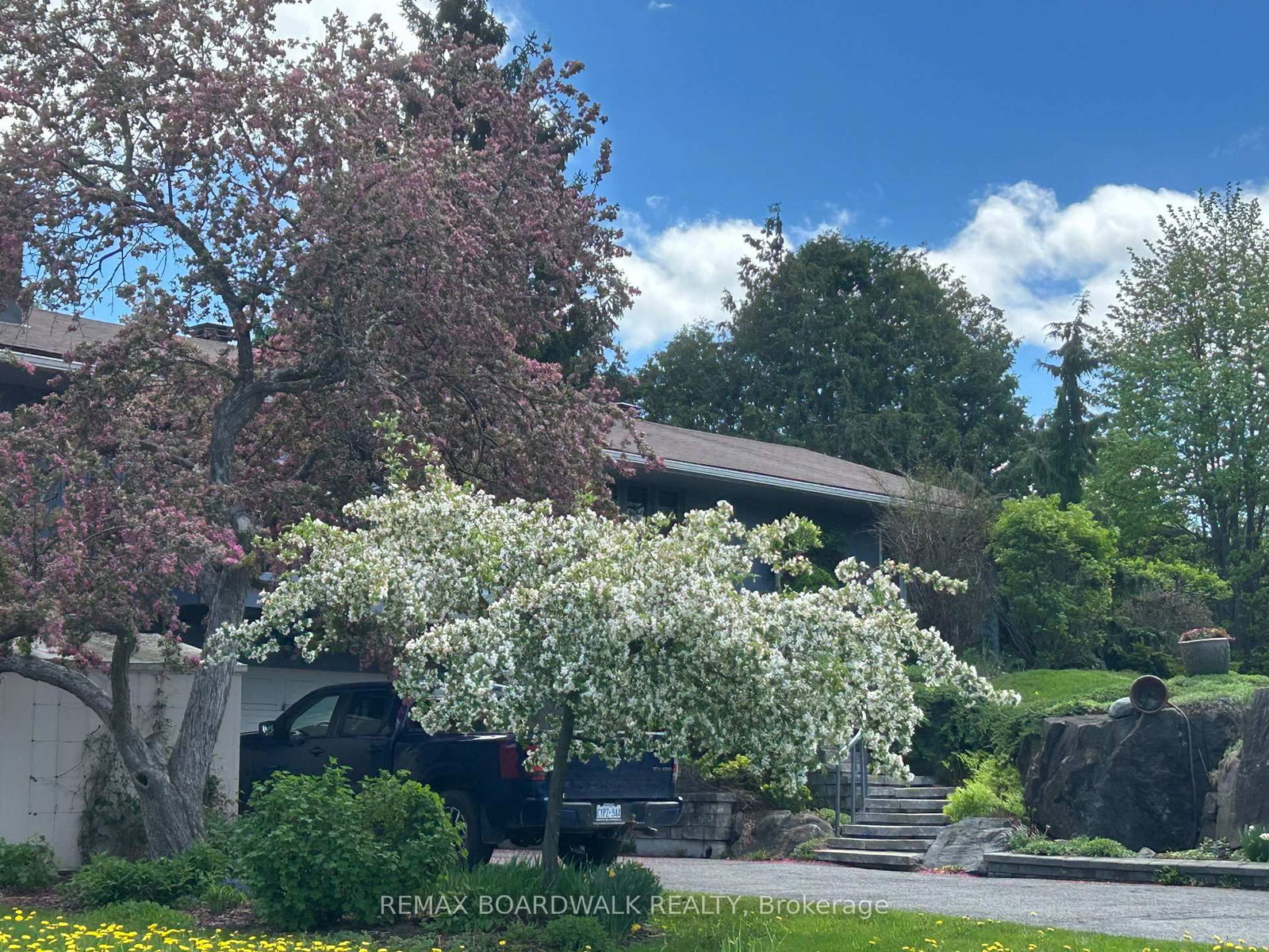 15 Selwyn Crescent • Ottawa, ON photo 50
