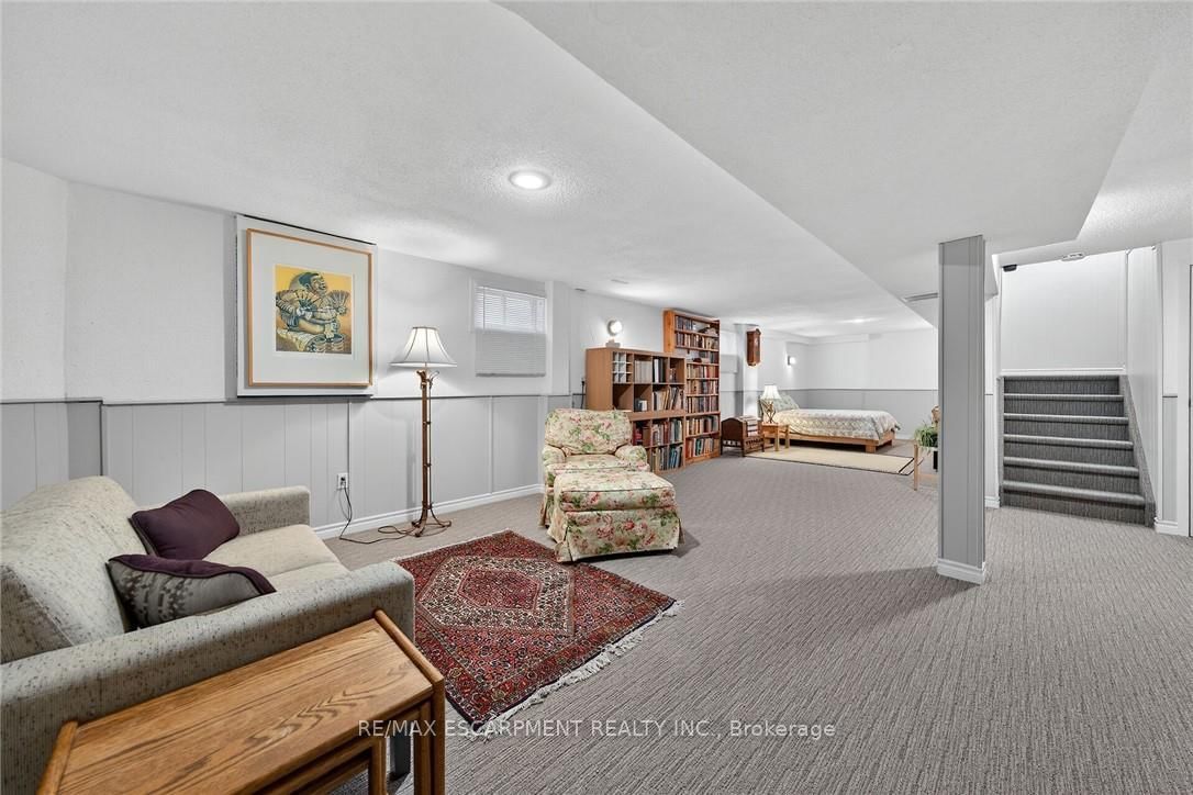 6 Regal Drive • Hamilton, ON photo 30