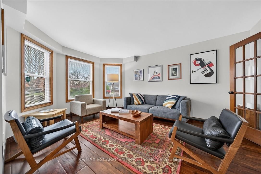 6 Regal Drive • Hamilton, ON photo 6