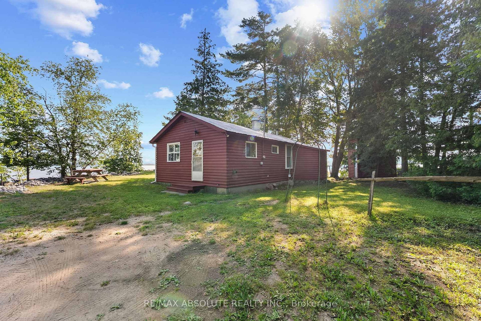 77A Christopher Lane • Renfrew, ON photo 24