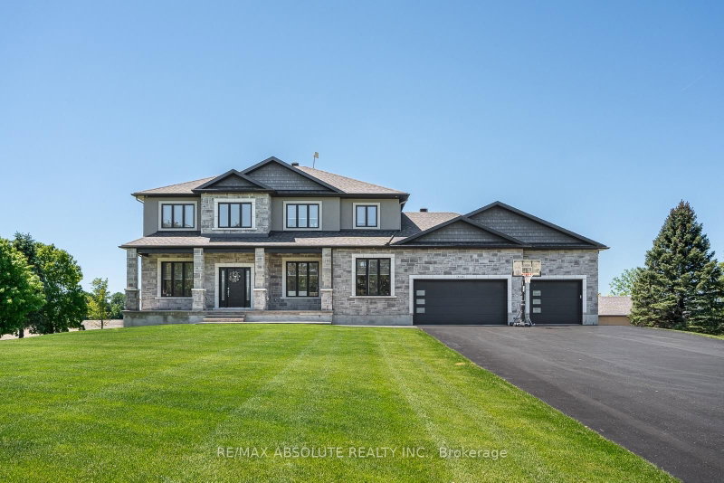 3194 Steeple Hill Crescent