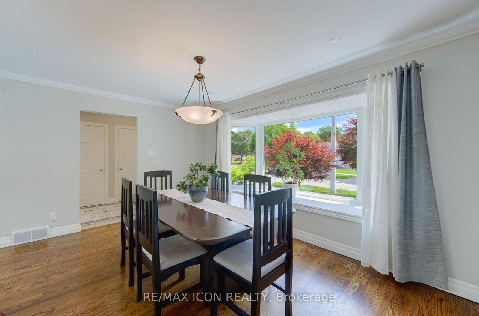 93 Briargate Drive • Kitchener, ON photo 10