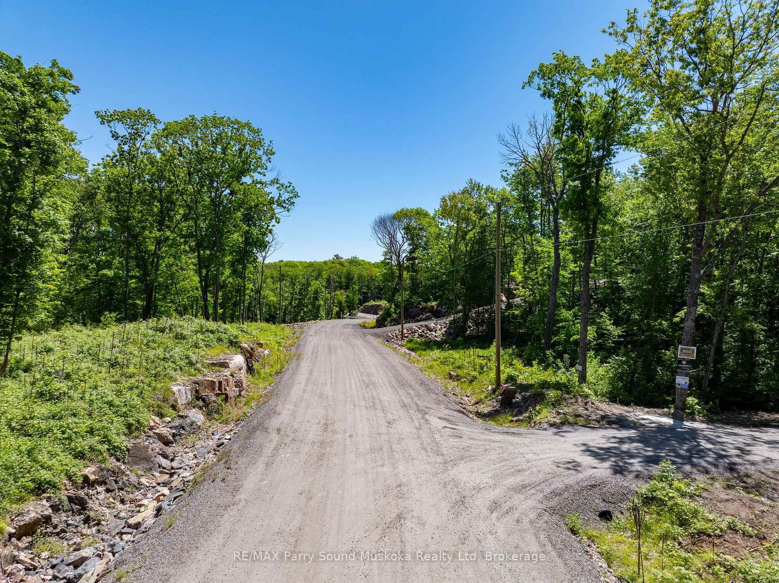 21 WEE-GE-WA Road • Seguin, ON photo 5