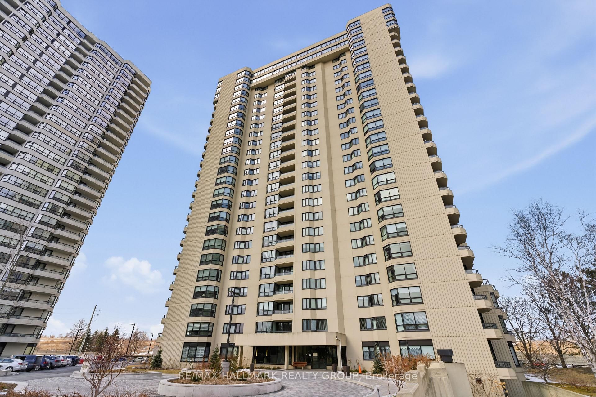 202 - 1500 RIVERSIDE Drive, Ottawa, ON