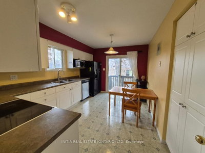 7-145 North Centre Road — more photos