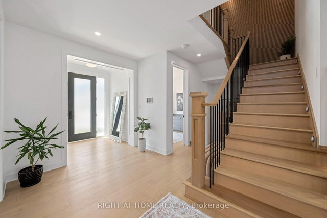 372 Manhattan Drive