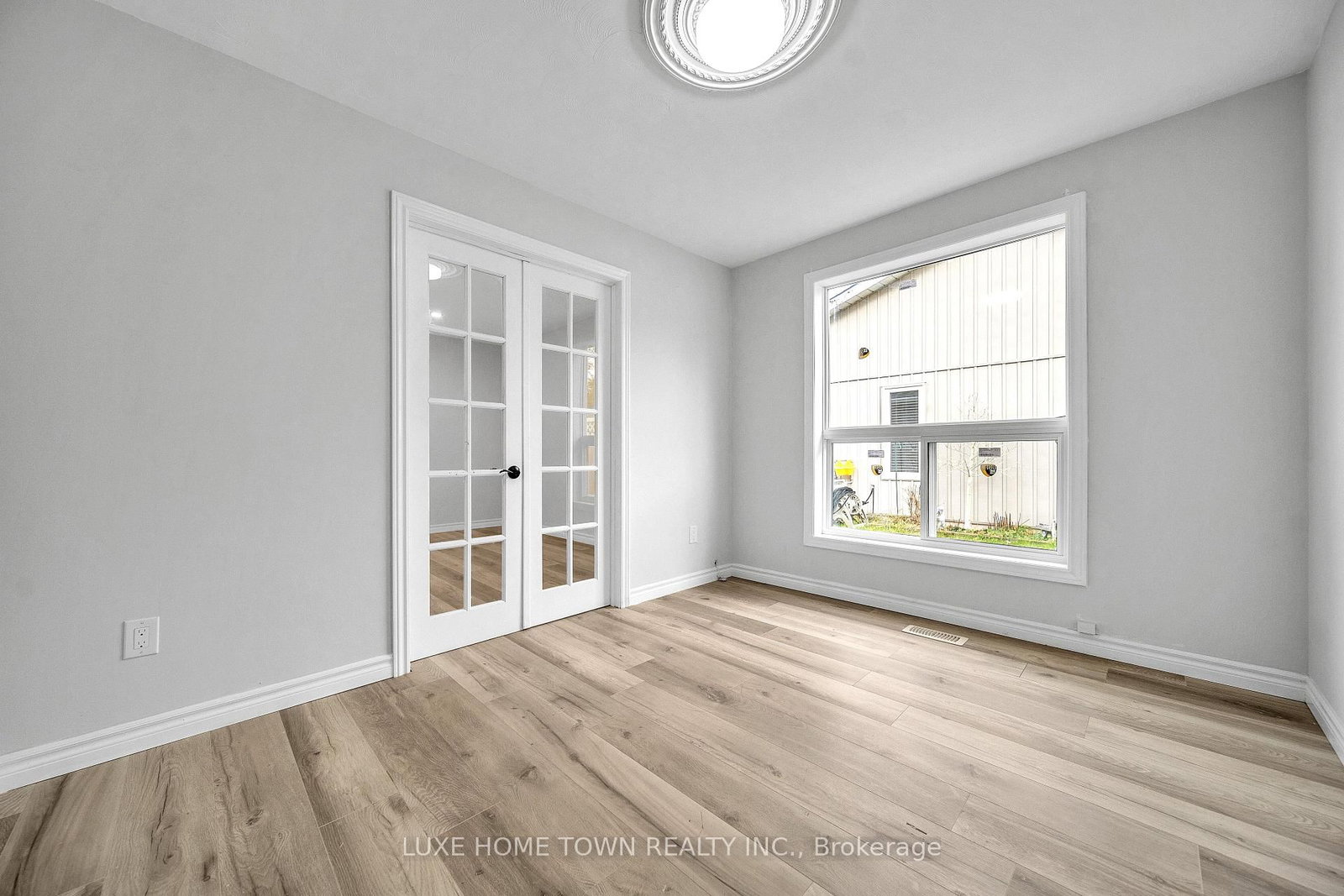 5 Centennial Drive • Brockton, ON photo 11