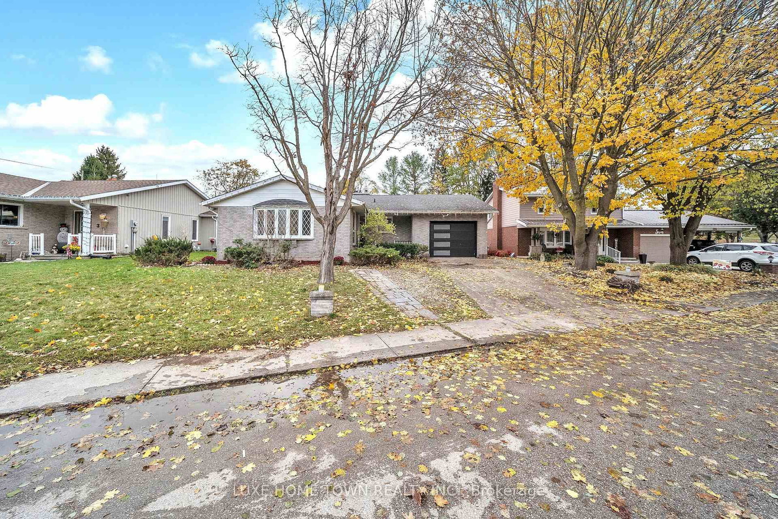 5 Centennial Drive • Brockton, ON photo 2