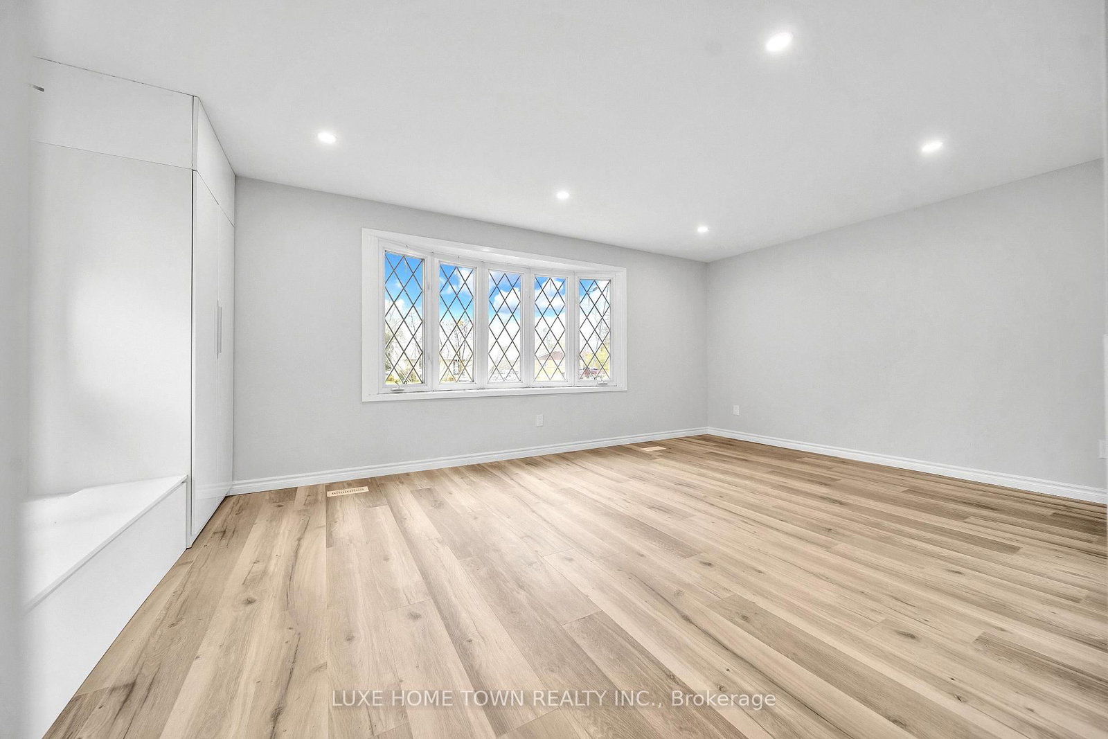 5 Centennial Drive • Brockton, ON photo 8