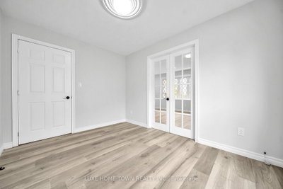 5 Centennial Drive • Brockton, ON photo 9
