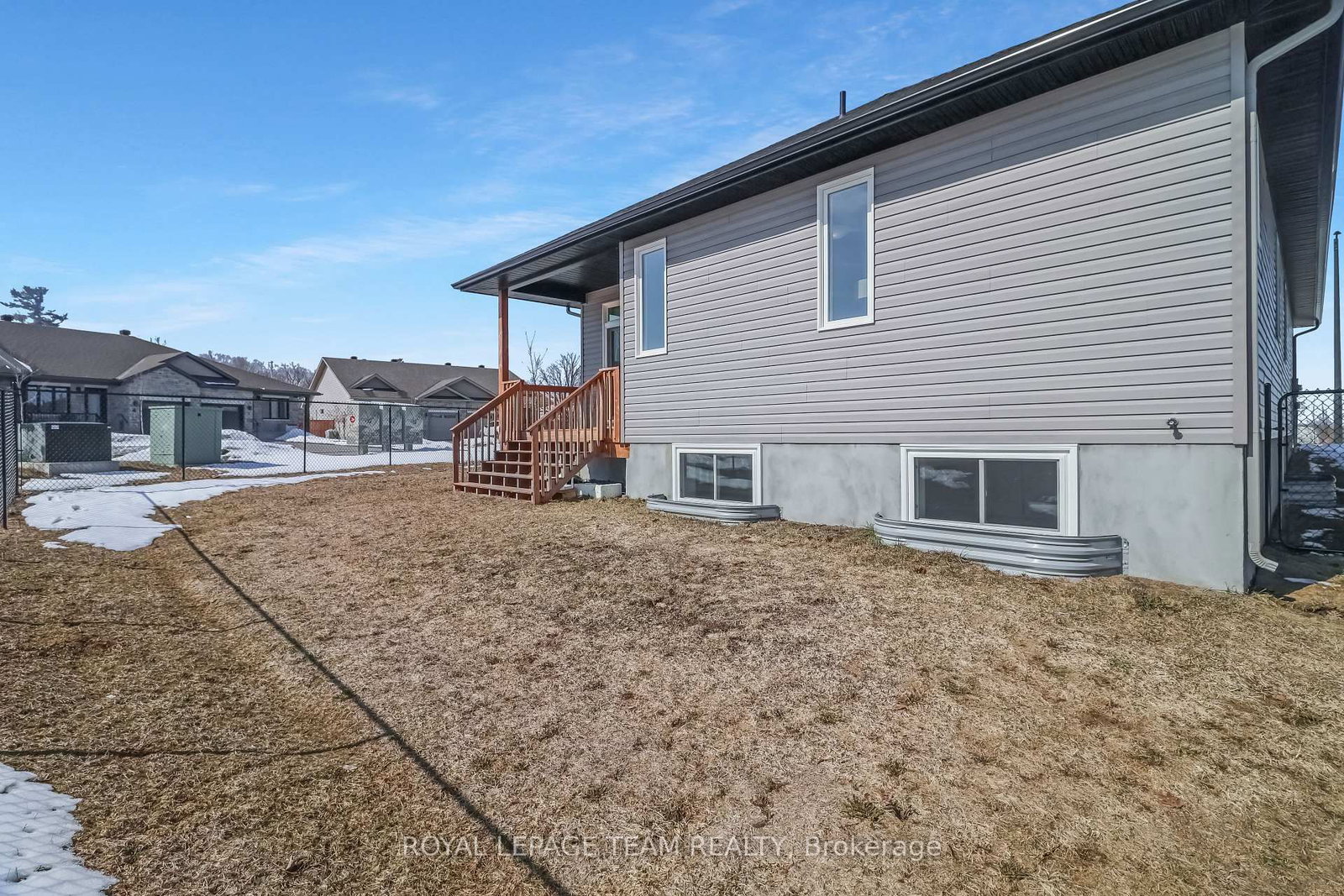 20 Seabert Drive • Arnprior, ON photo 39