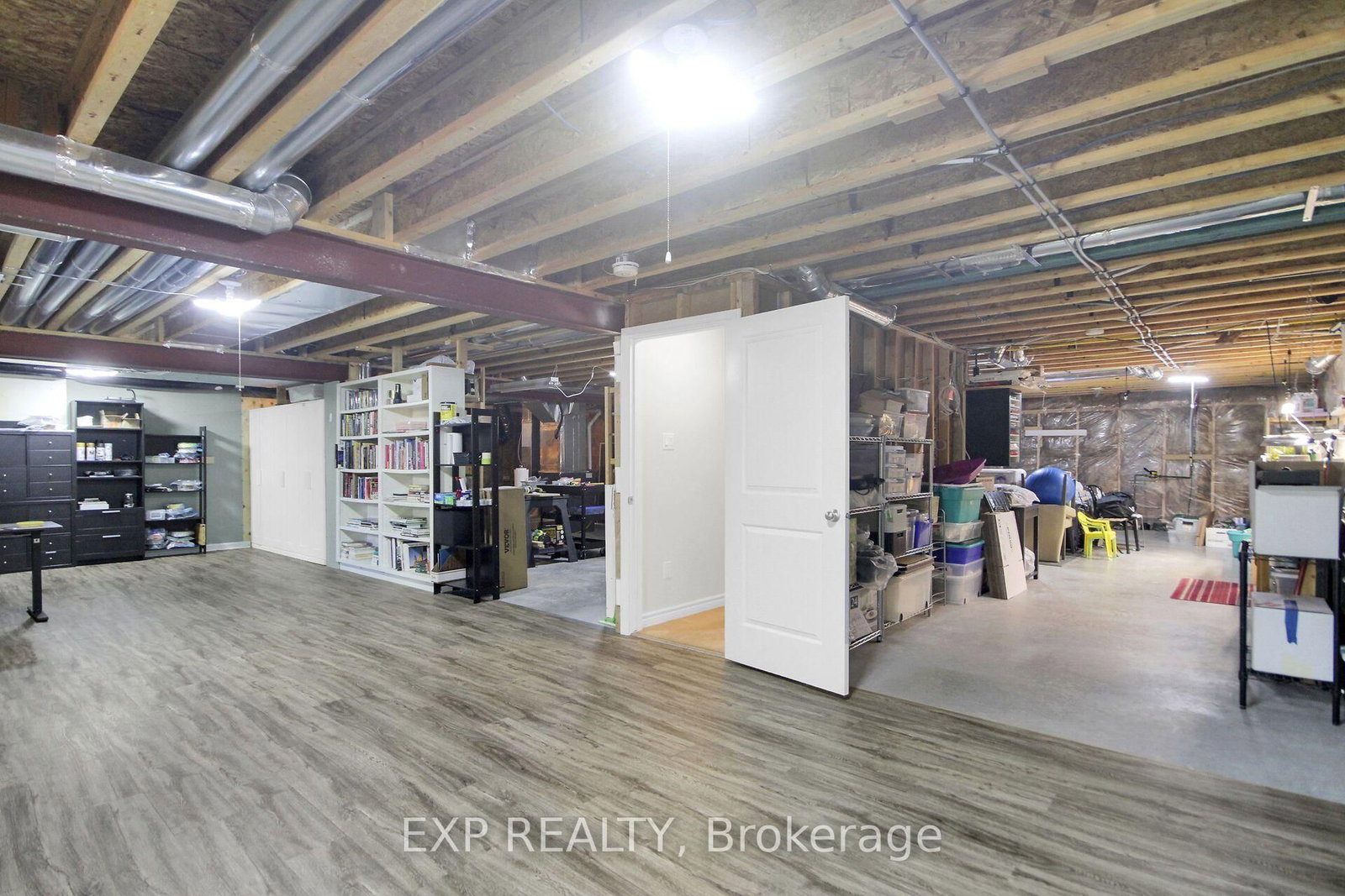 417 Charing Cross Way • Ottawa, ON photo 38