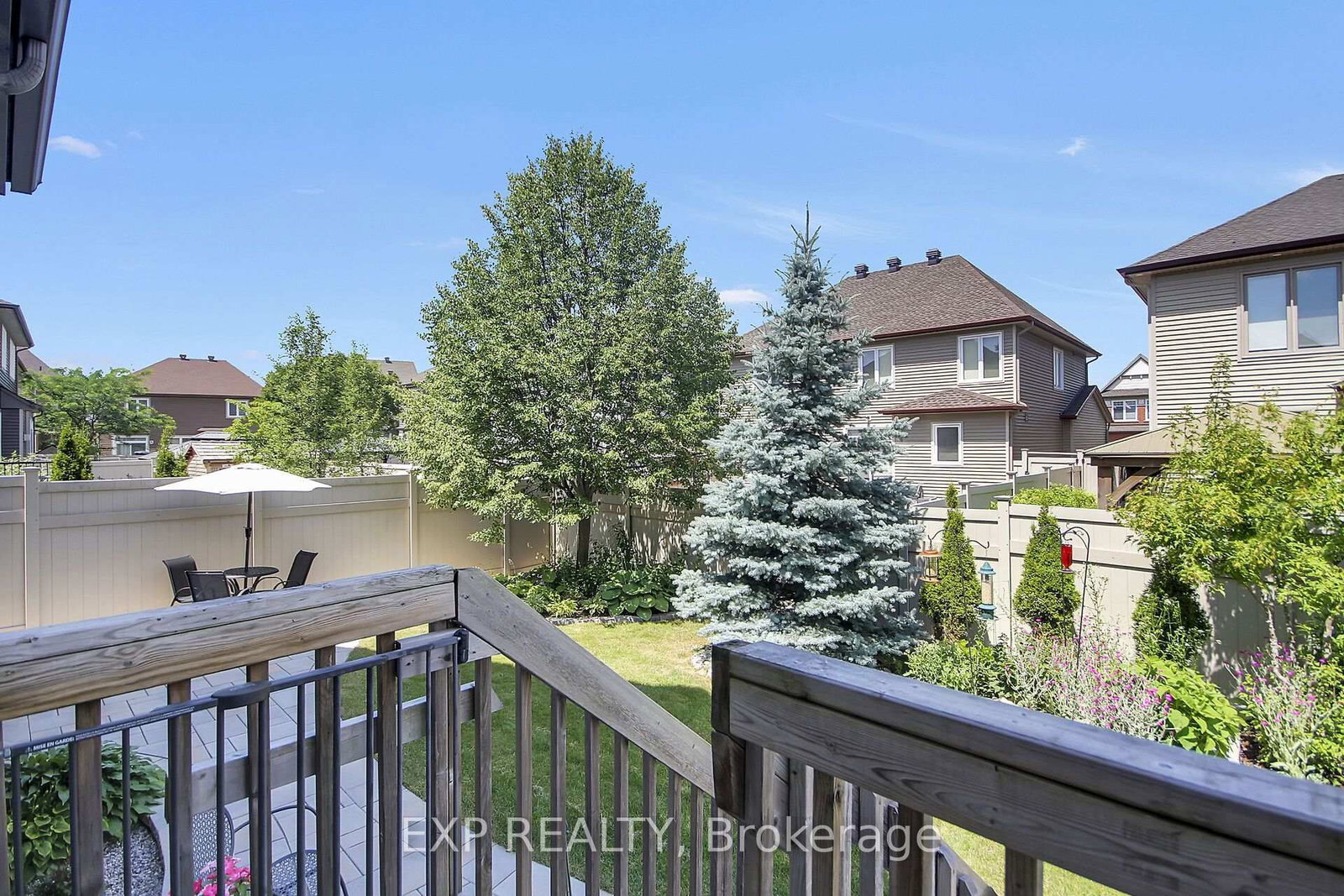 417 Charing Cross Way • Ottawa, ON photo 41