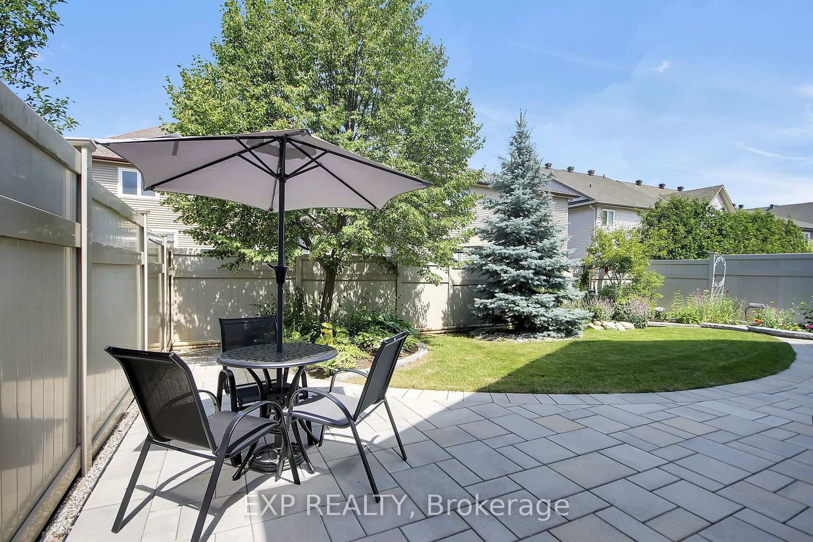 417 Charing Cross Way • Ottawa, ON photo 44