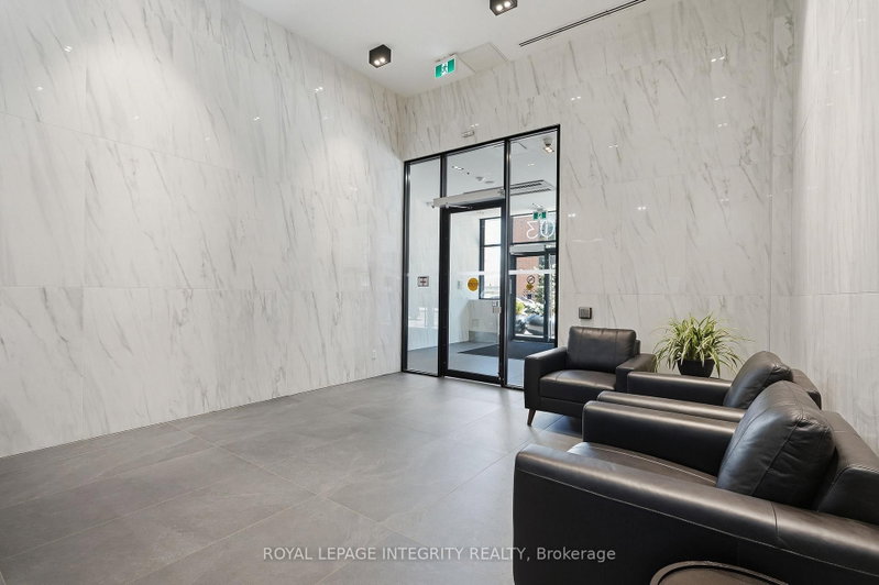 1203 - 203 Catherine Street