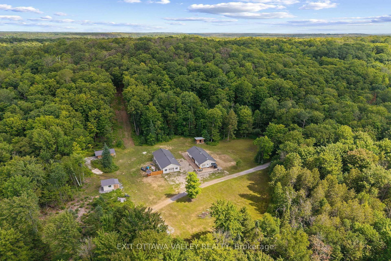 495 Gravel Pit Lane • Coe Hill, ON photo 36