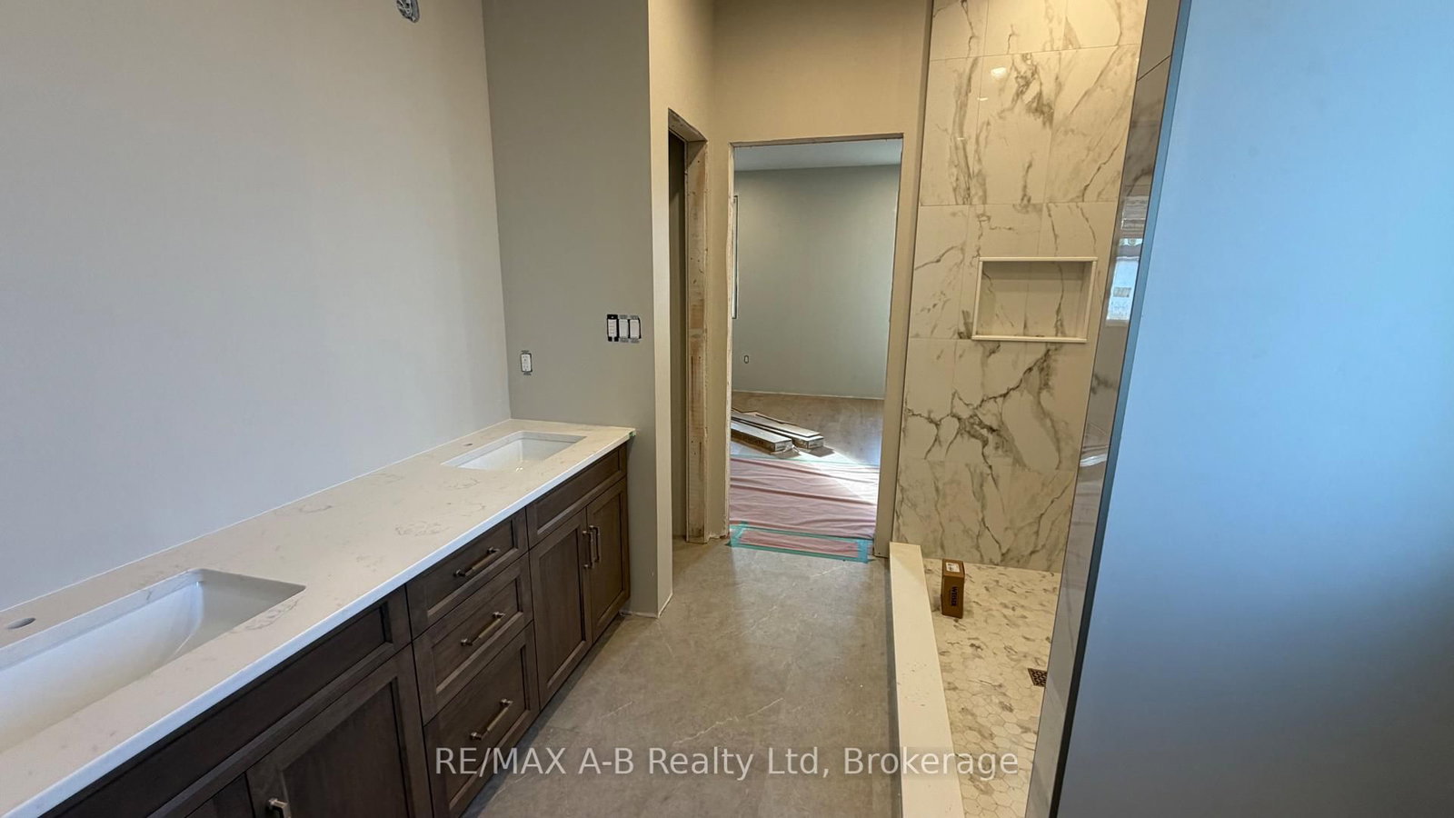 8 Orchard Drive • Stratford, ON photo 13