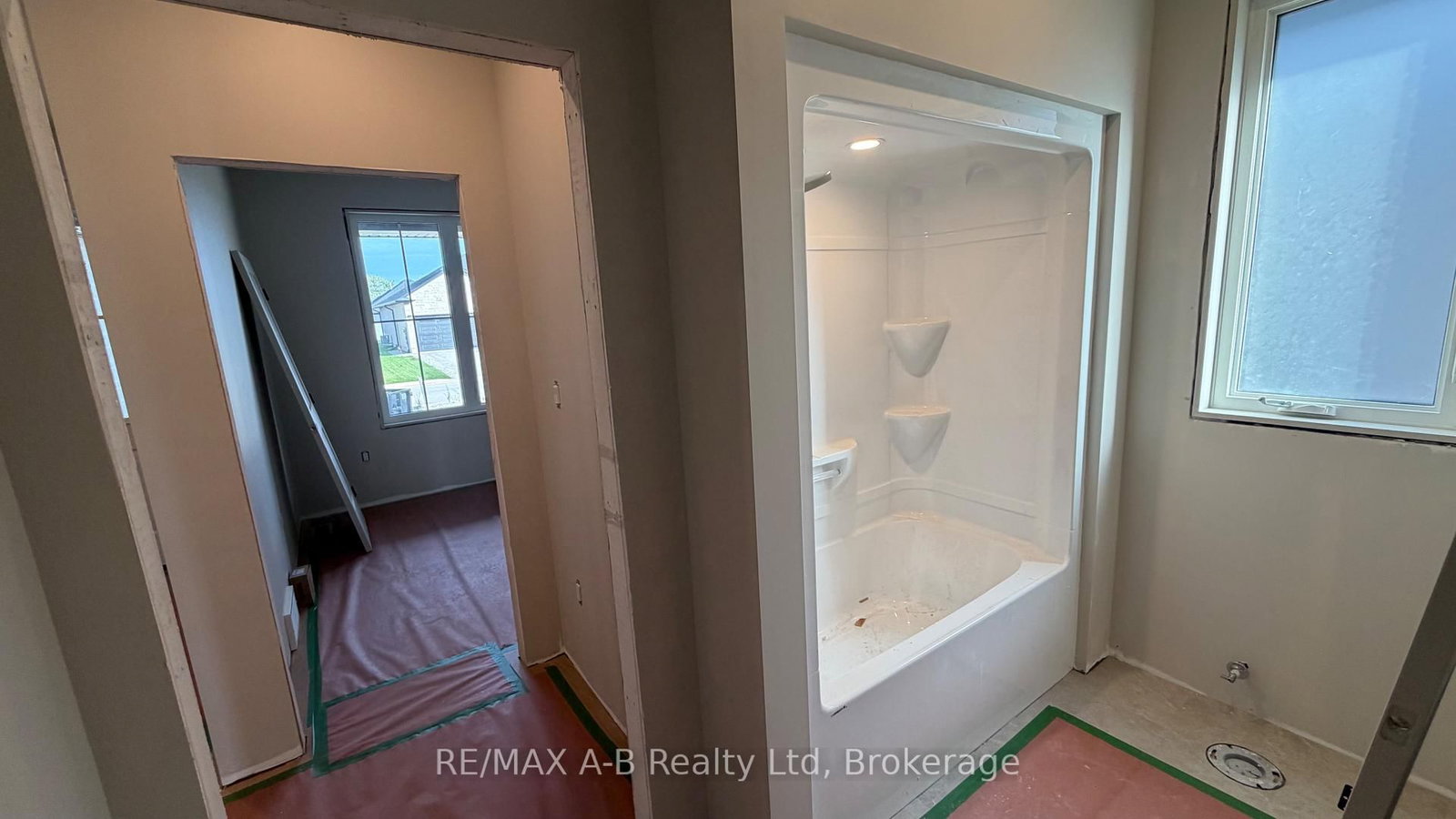 8 Orchard Drive • Stratford, ON photo 16
