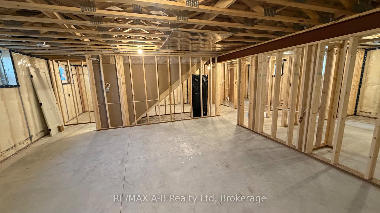 8 Orchard Drive • Stratford, ON photo 19