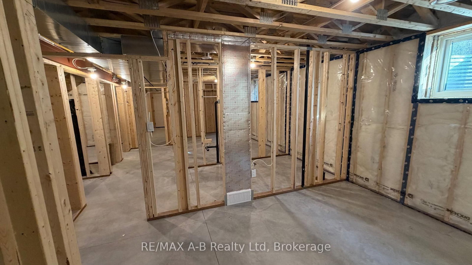 8 Orchard Drive • Stratford, ON photo 20