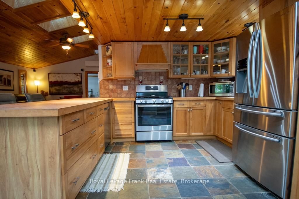 12 Woodland Trail • Trent Lakes, ON photo 16