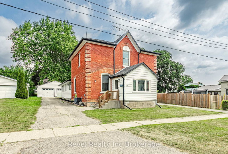 home for sale on 19 Murray Street