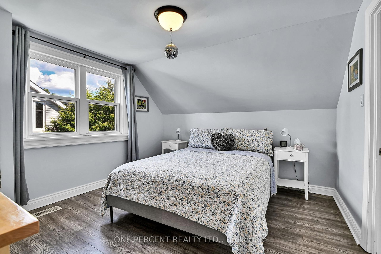 484 Mutual Street • Ottawa, ON photo 15