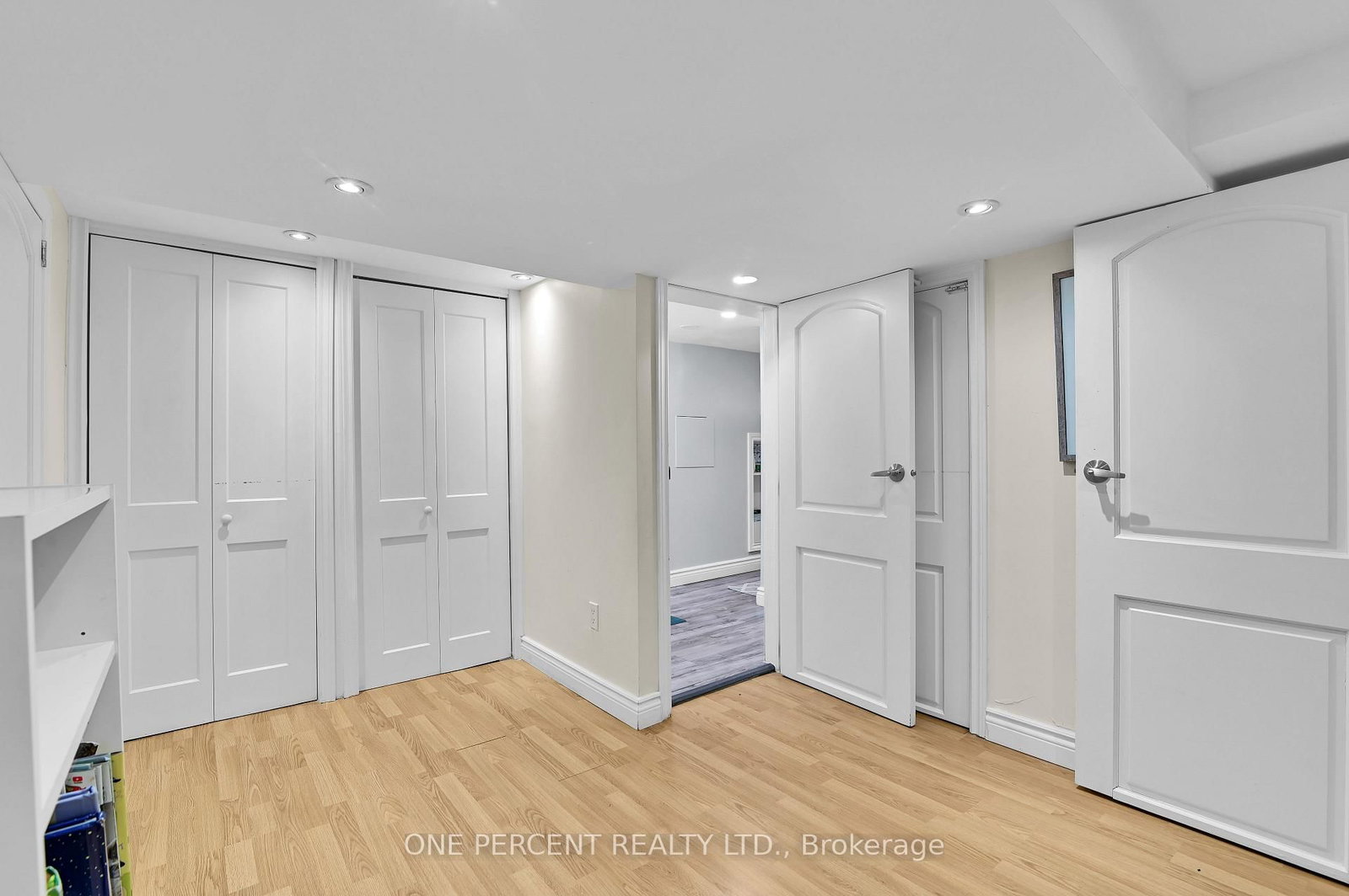 484 Mutual Street • Ottawa, ON photo 20