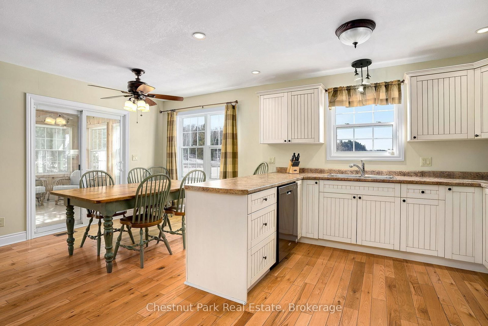 1052 RAT BAY Road • #115-10 • Lake of Bays, ON photo 25