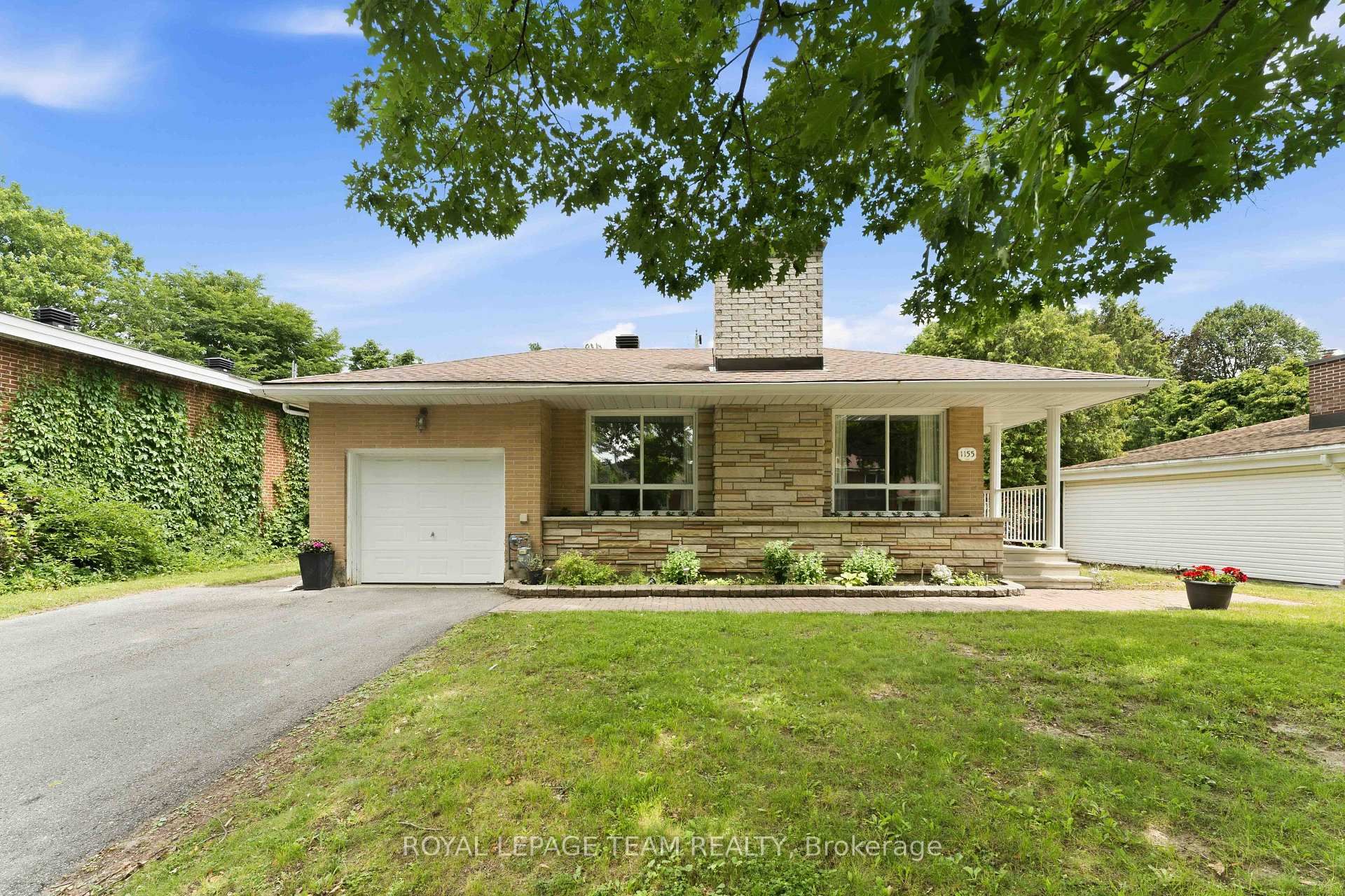 1155 Agincourt Road, Ottawa, ON