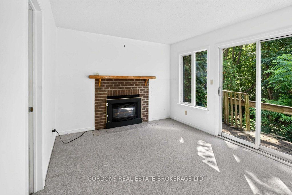 30 Limeridge Drive • Kingston, ON photo 9