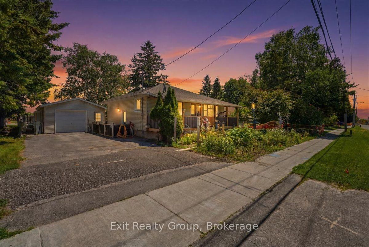 119 Prince Edward Street • Brighton, ON photo 2
