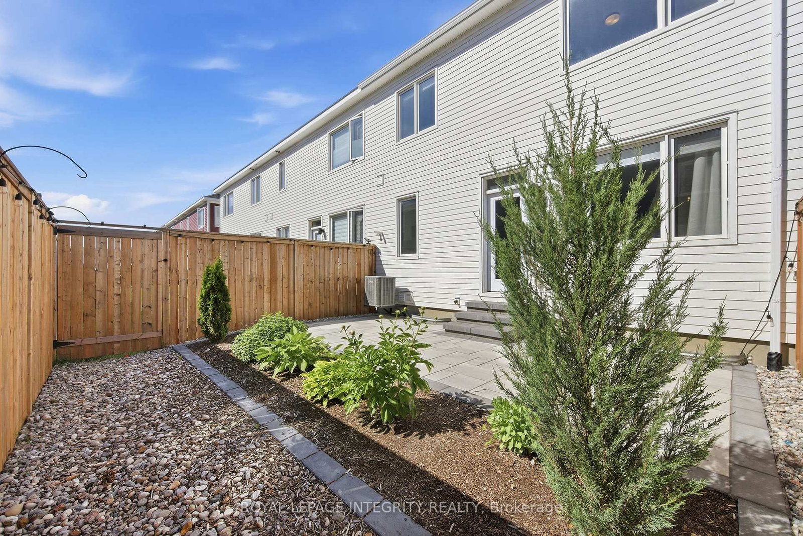 2005 Postilion Street • Richmond, ON photo 30
