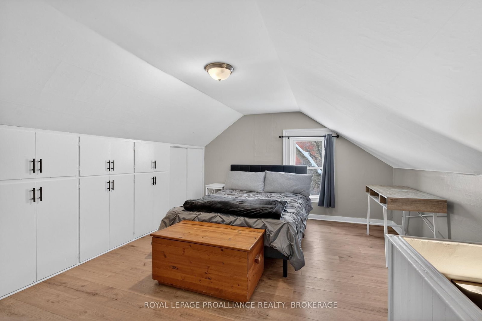 118 East Street E • Greater Napanee, ON photo 18