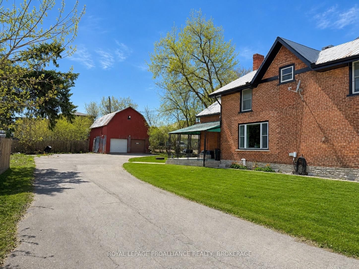 118 East Street E • Greater Napanee, ON photo 24