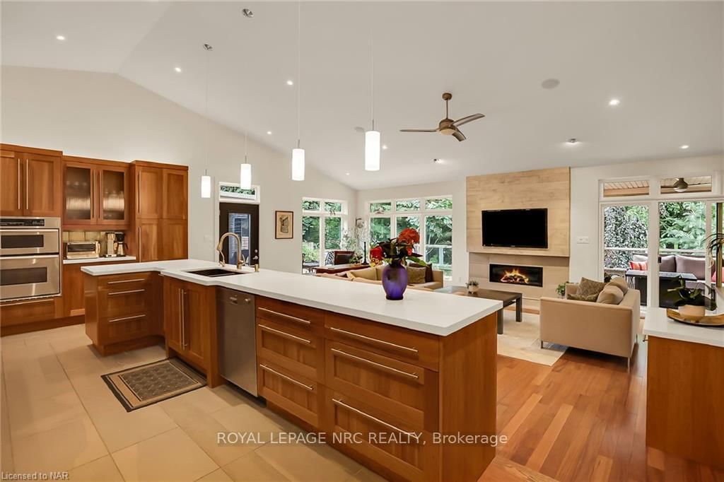 16 SPRING GARDEN Boulevard • St. Catharines, ON photo 7