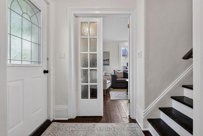 359 Victoria Street — photo 4