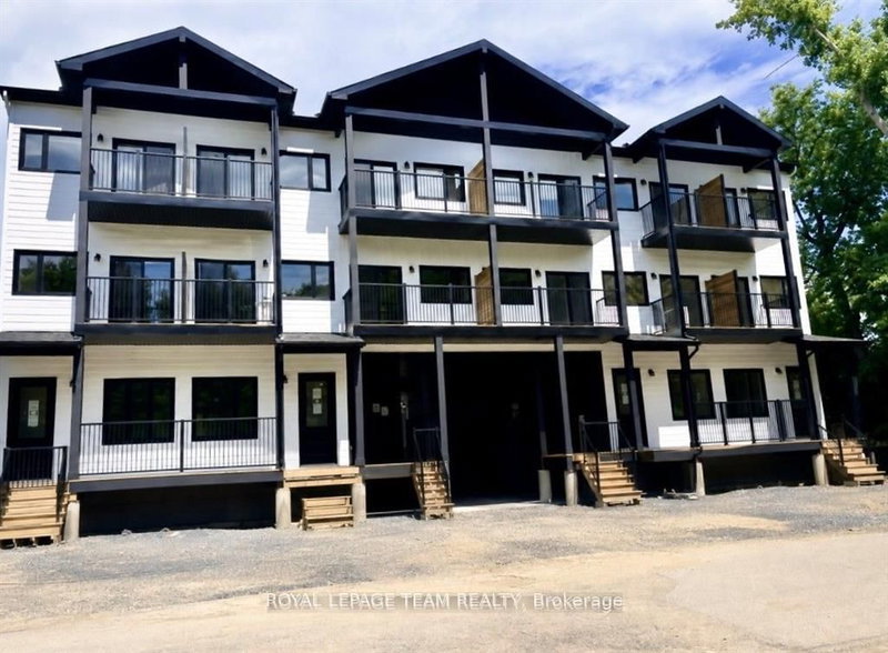 home for lease on 249 Bradford Avenue
