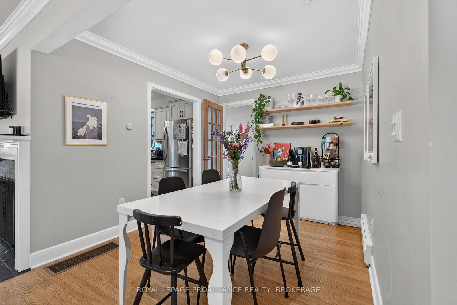 27 Elizabeth Avenue • Kingston, ON photo 7