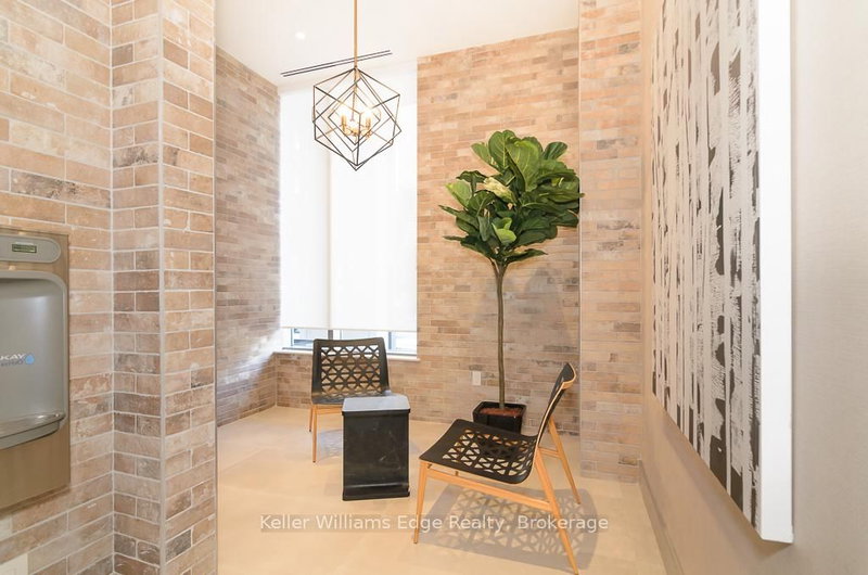 405 - 212 King William Street