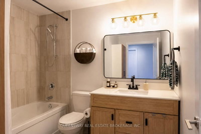 16 Concord Place • #515 • Grimsby, ON photo 9