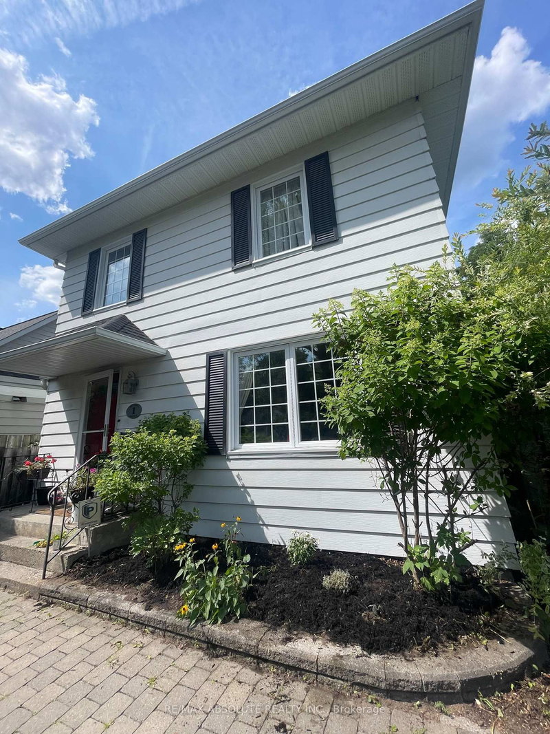 1 ARUNDEL Avenue
