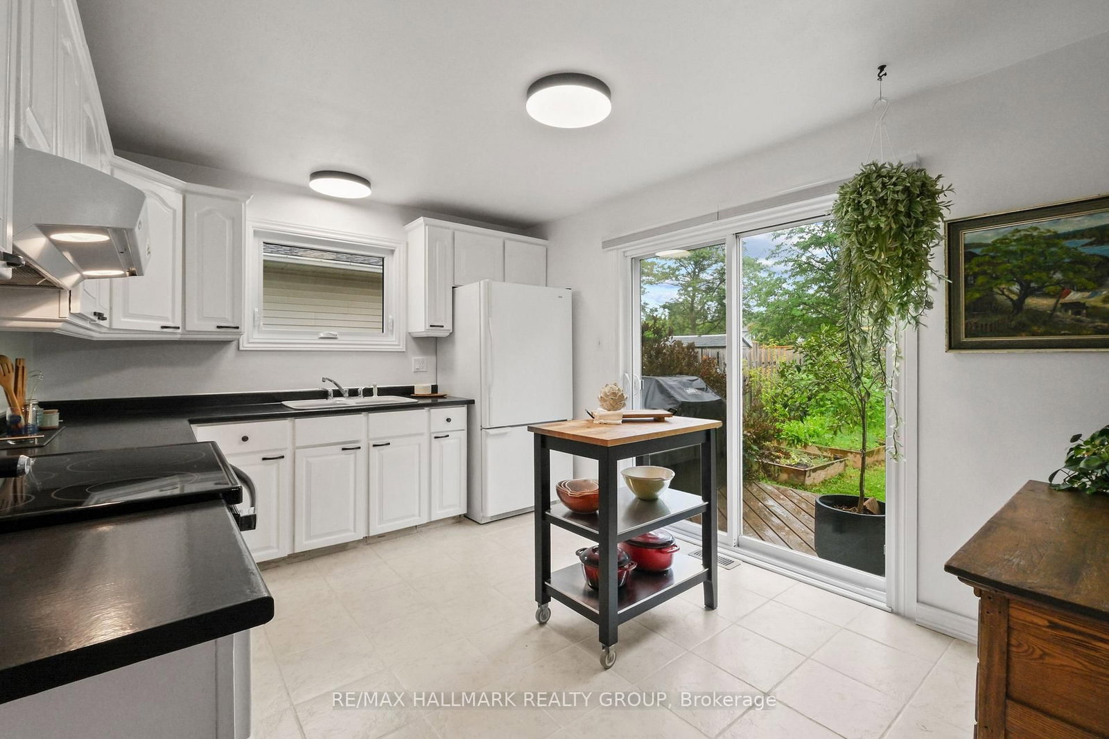 6398 Glen Knolls Drive • Orleans, ON photo 10