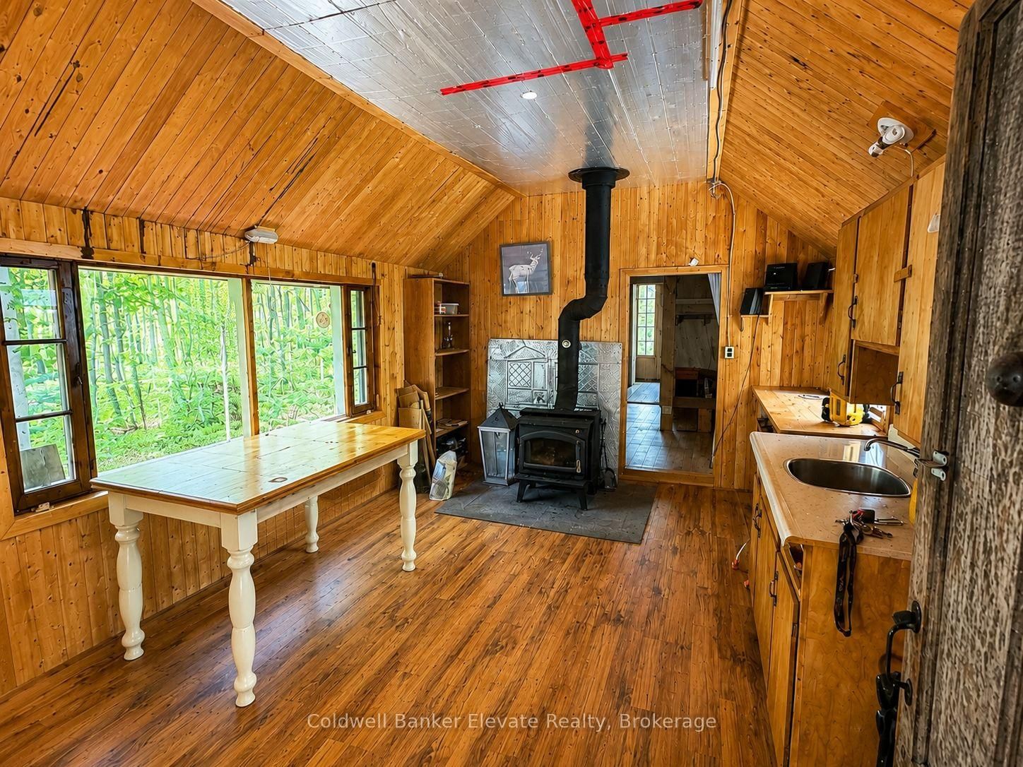 483113 COLPOYS RANGE Road • Georgian Bluffs, ON photo 2